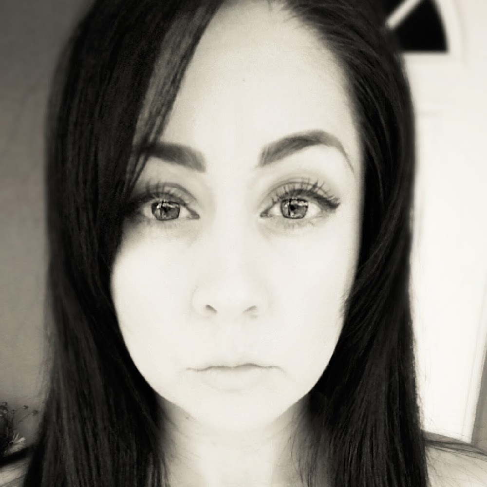 Meet your Posher, Angelica